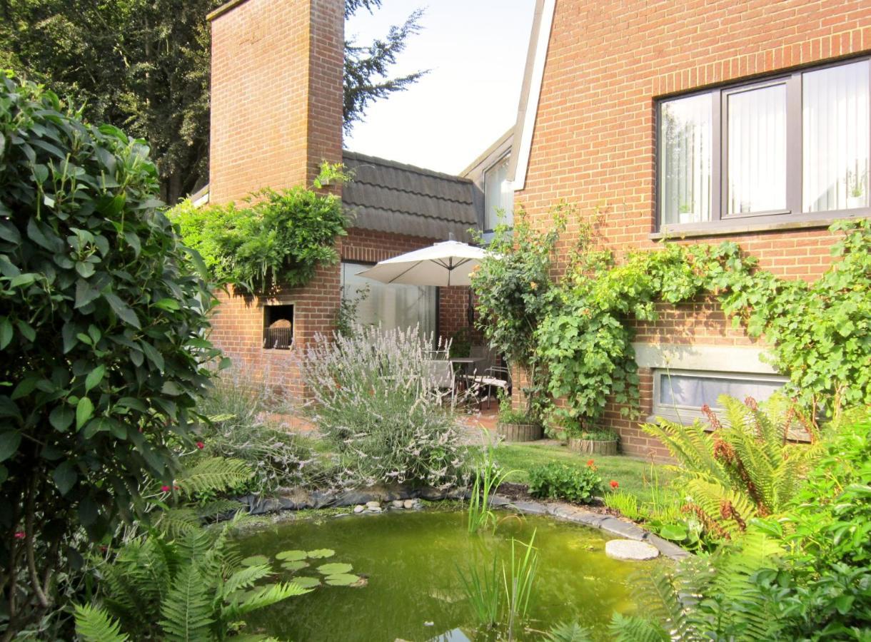 Les Chambourlettes Bed and Breakfast Mons Eksteriør billede